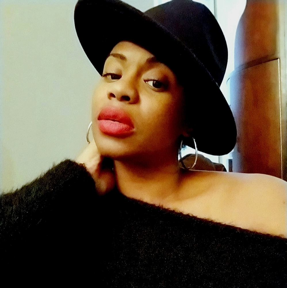 Meet your Posher, Shawneta